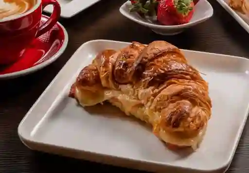 Croissant de Jamón con Queso