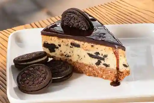 Porción de Cheesecake de Oreo