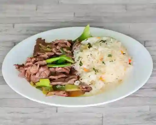 Carne Mongoliana con Arroz Chaufan