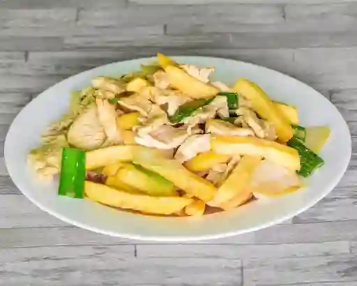 Pollo Mongoliano con Papas Fritas