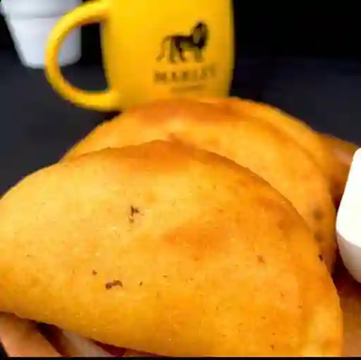 6 Empanadas