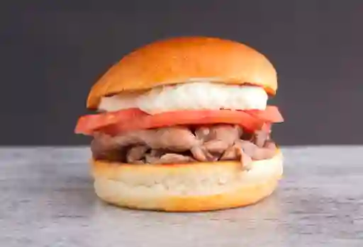 Sándwich Churrasco y 1 Agregado