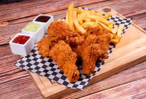 Combo Alitas de Pollo con Papas X12 Mas Bebida