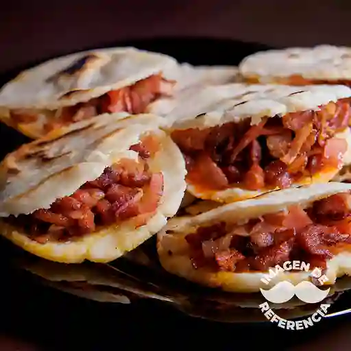 Arepa con Carne