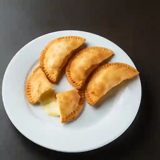 Empanada de Queso X6