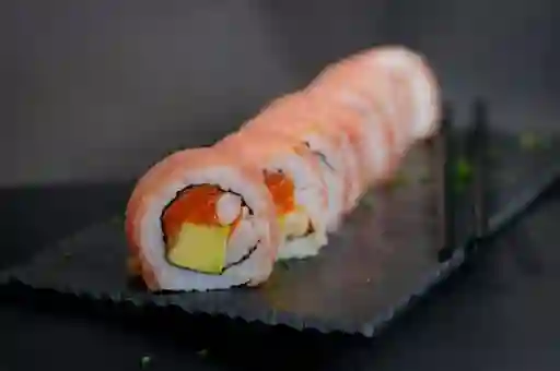 Tuna Sakebi Roll