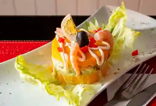 Causa Limeña con Camarón