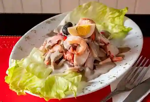 Pulpo con Camarones al Olivo