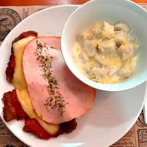 Combo Milanesa Clásica con Pasta