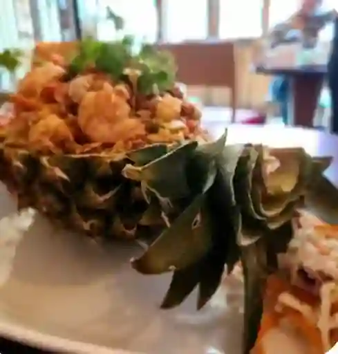 Khao Pad Piña Vegetariano