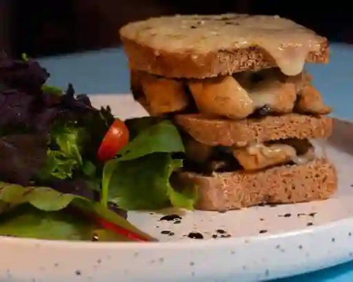 Sándwich Strogonoff al Gratín