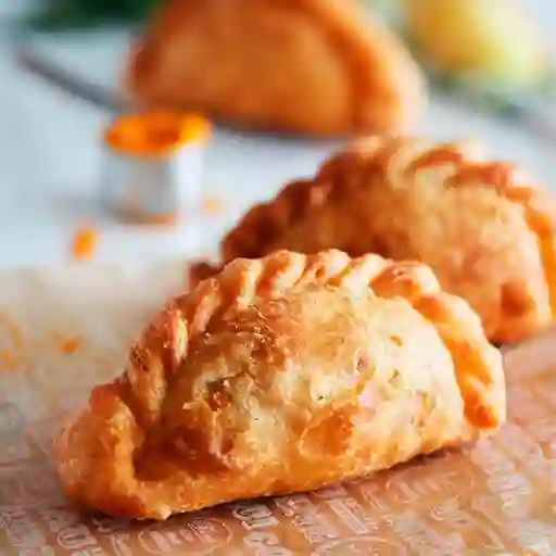 Empanada Camarón Queso
