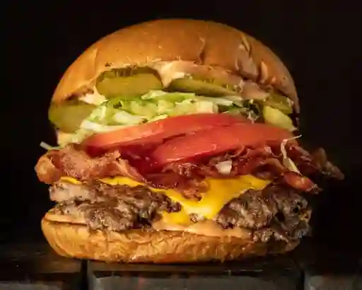 Bacon Classic y Papitas