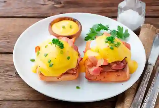 Huevos Benedictinos