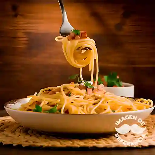 Tallarin Saltado Mariscos