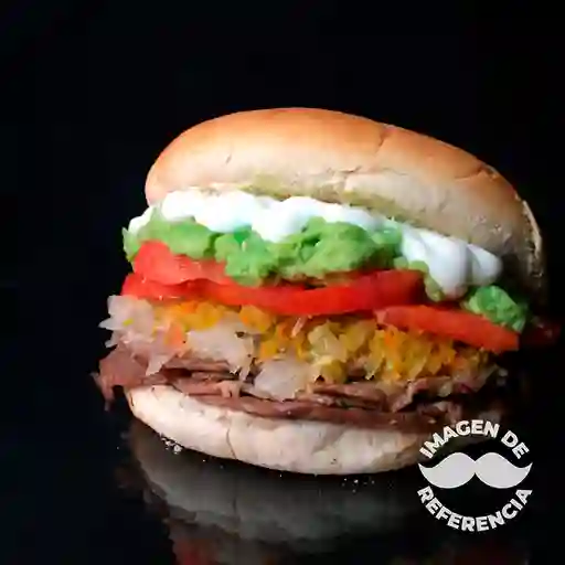 Combo 12 Sándwich Saltado Fusión y Bebida Lata 350 ml