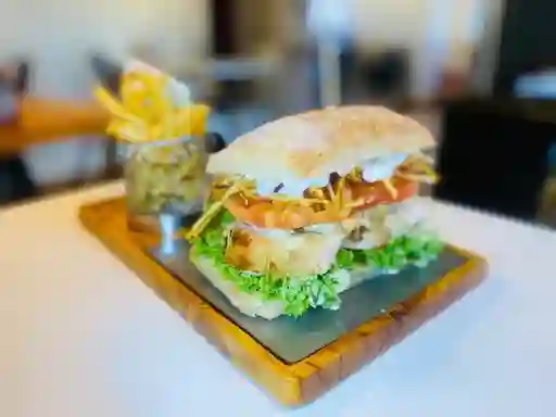 Sanguche Pollo Al Carbón