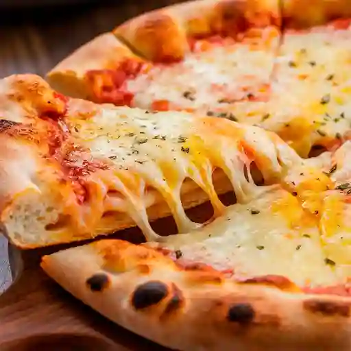 Pizza mechada queso