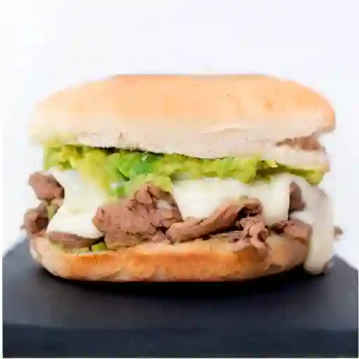 Sándwich Churrasco Palta y Mayonesa