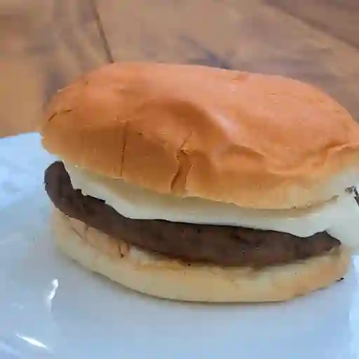 Sándwich Hamburguesa y Mayonesa