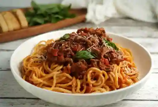 Tallarines a la Bolognesa