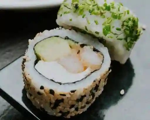 48 Camarón Tempura – Queso Crema – Palta