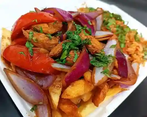 Saltado de Pollo, Chaufa Mediano