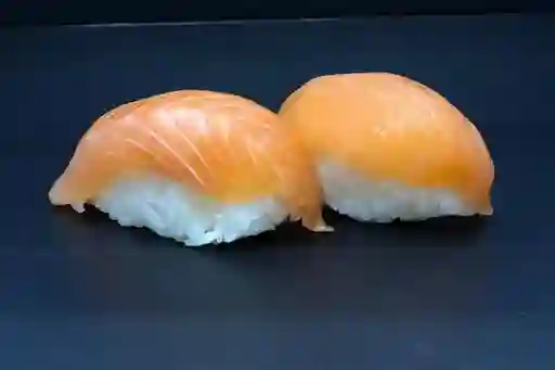 Nigiri Salmon