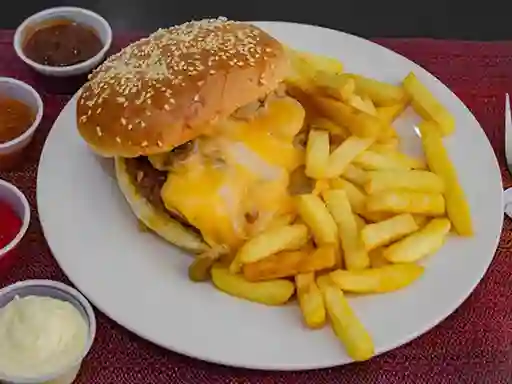 Jhot Junior Burger y Papas Fritas