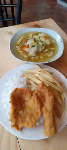 Cazuela Vacuno + Milanesa