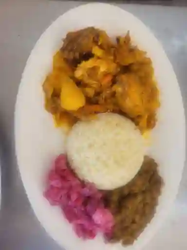 Pollo Guisado