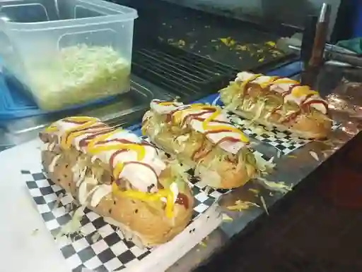 Perro Especial Establo