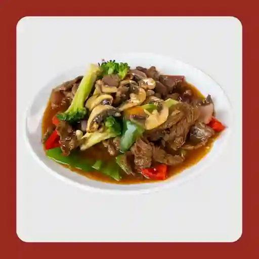 Carne con Champiñones