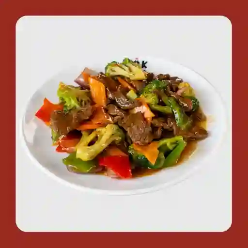 Carne con Brócoli