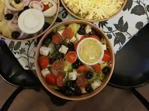 Palta Reina con Pollo