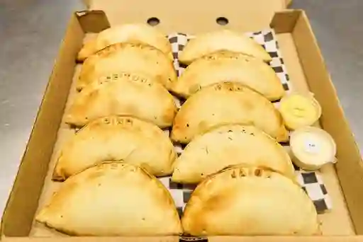 Box 10 Empandas al Horno