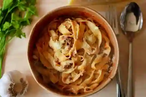 Tagliatelle con Ragù Alla Bolognese