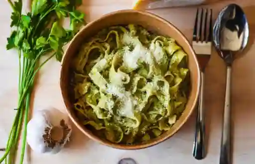 Tagliatelle Al Pesto