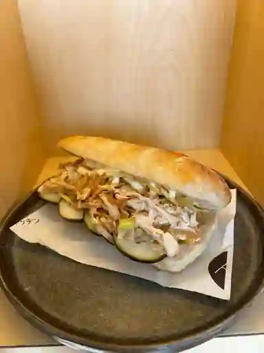Sándwich de Pollo Nikkei