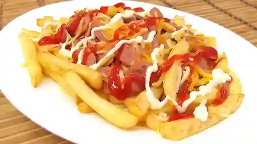 Salchipapa Paisa Montañera