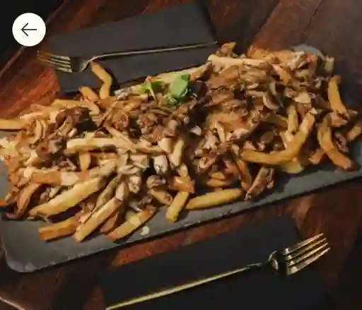 Papitas Champiñón y Cebolla Caramelizada