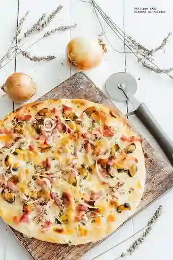 Pizza Mar y Tierra Fam