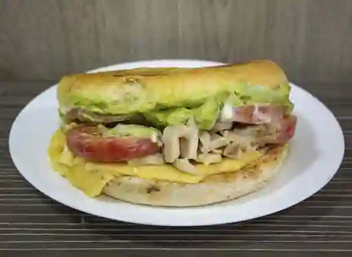 Sándwich Vegetariano con Queso (Mediano)