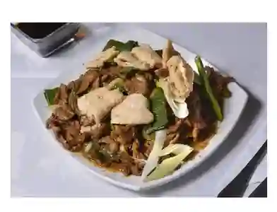 Suritido Mogoliano Con Arroz Chaufan