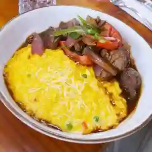 Risotto a la Huancaína con Lomo Saltado
