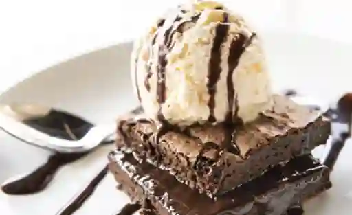 Postre Brownie Con Helado