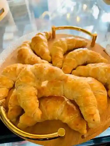 Promo Medialuna 2 Und