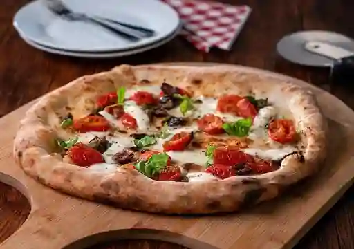 Pizza Caprese