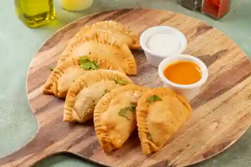 Empanadas de Camarón Queso Ciboulette