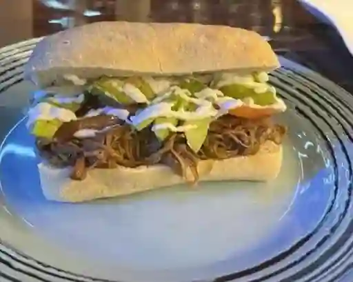 Sandwich mechada italiana